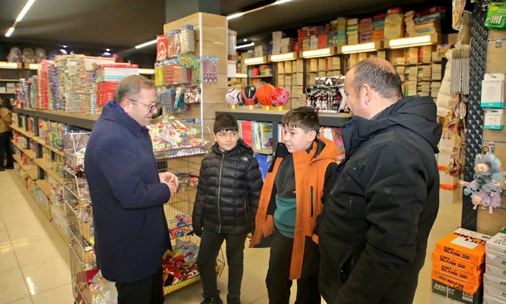 Kars Valisi Ziya Polat’tan şehir turu: “Devlet, halkıyla beraberdir”