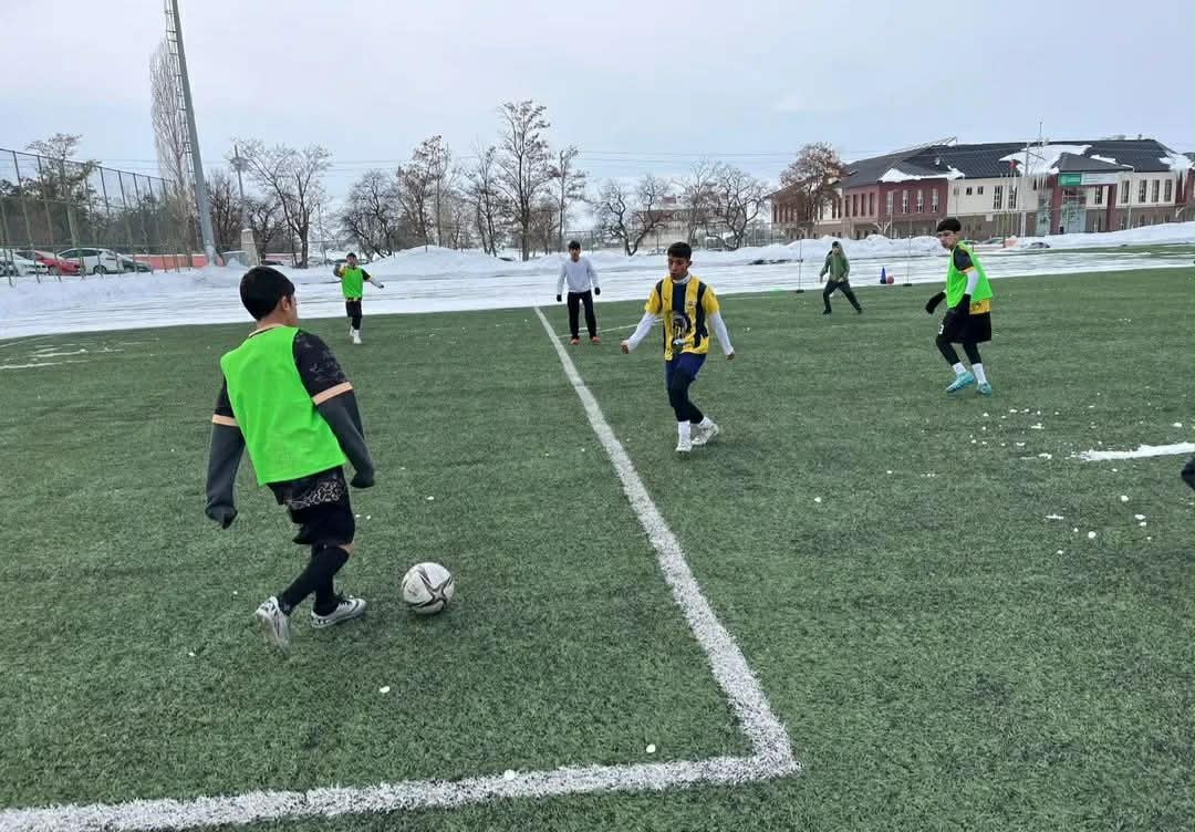 Kağızman’da geleceğin futbolcuları sahada yetişiyor