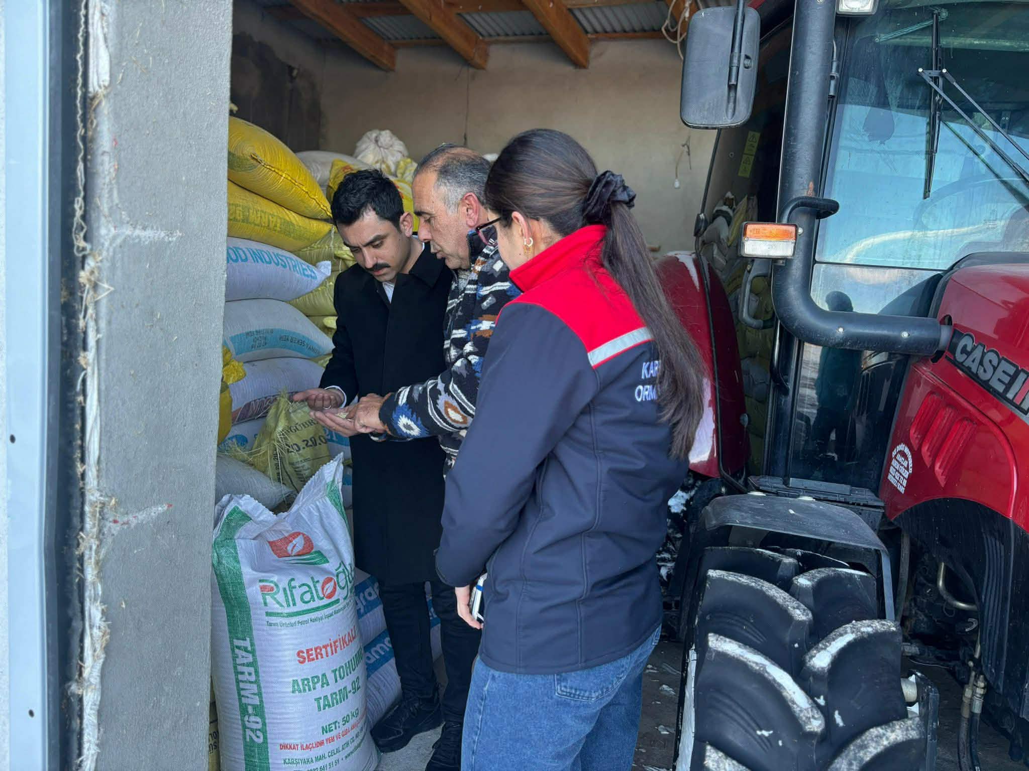 Susuz Kaymakamı Tutal’dan yerel üretime destek: Kavılca unu üreticisine ziyaret