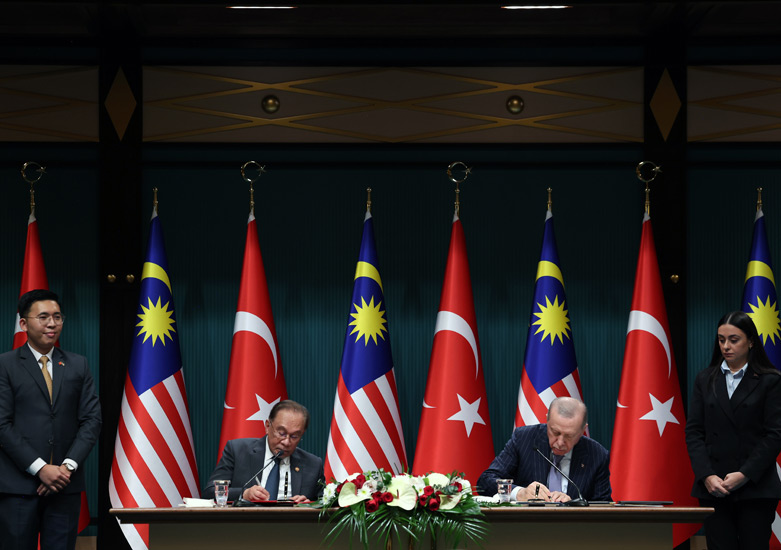 Türkiye-Malezya dostluğun Yeni Antlaşmalarla Perçinlendi