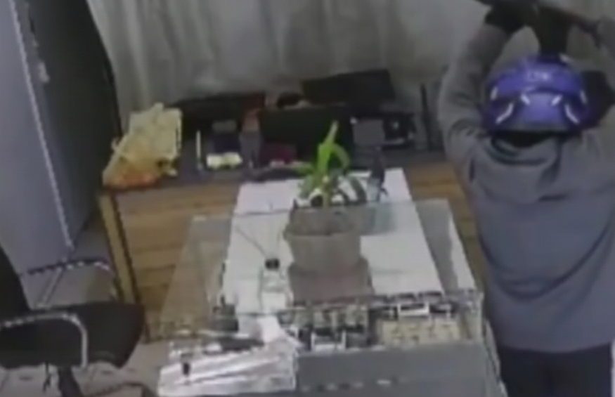 Hatay'da film gibi soygun: 3 dakikada 3 kilo altın