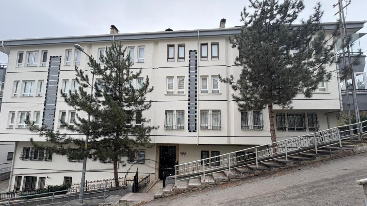Ankara Çankaya’da hasarlı bina boşaltıldı