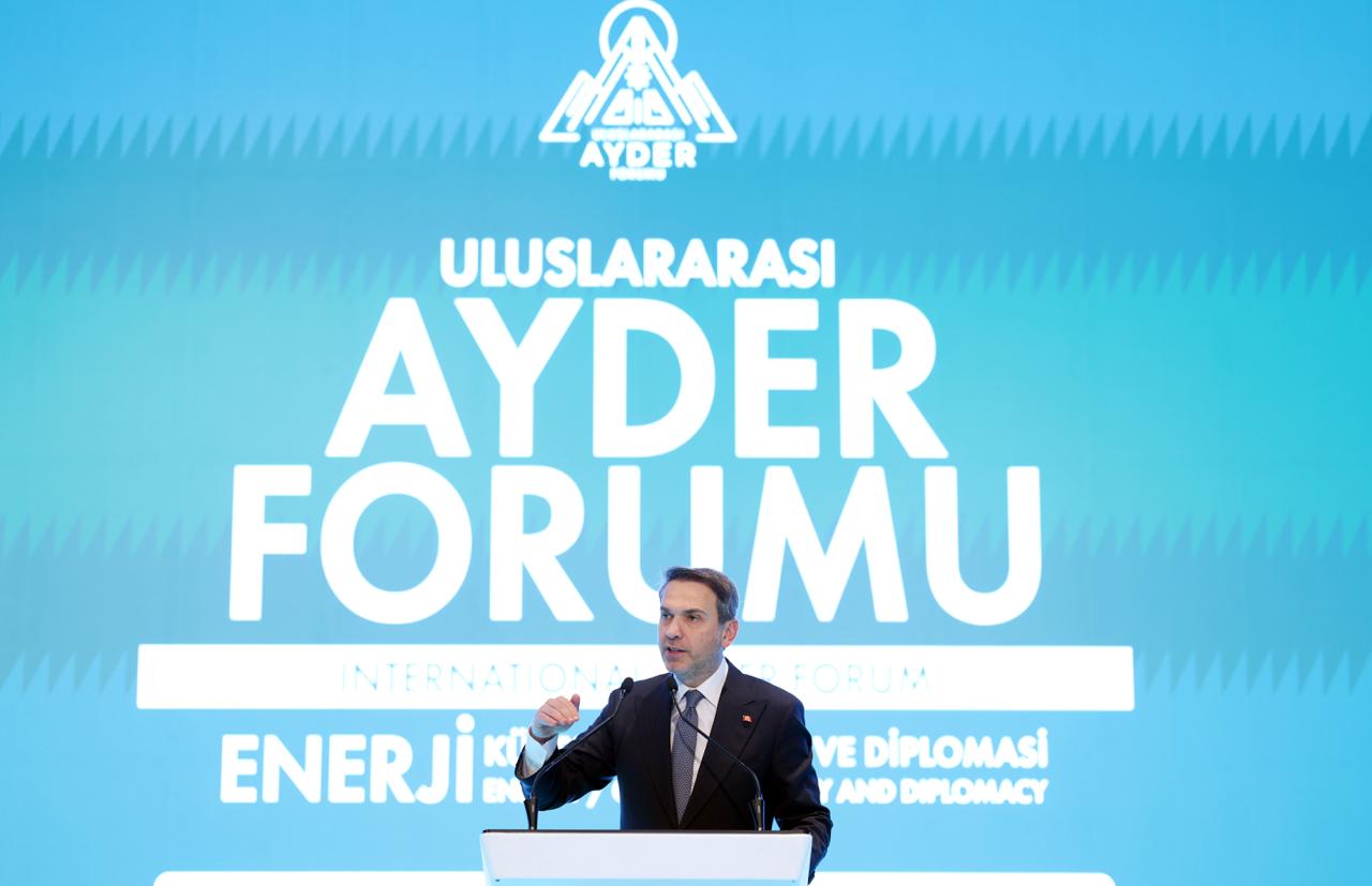 Bakan Bayraktar, Ayder Forumunda müjdeyi verdi