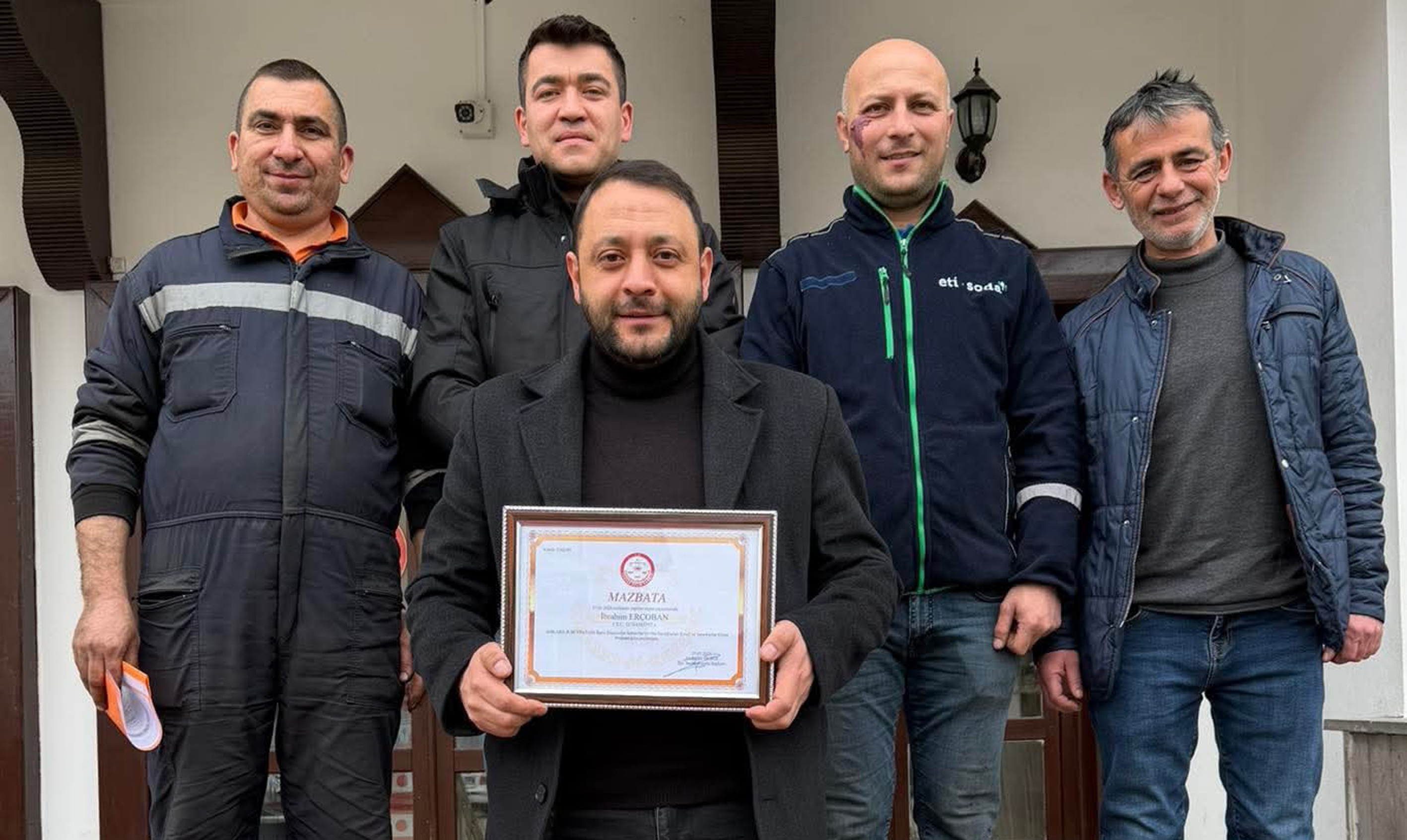 Demirciler ve Sobacılar Odası başkanı Mazbatasını aldı