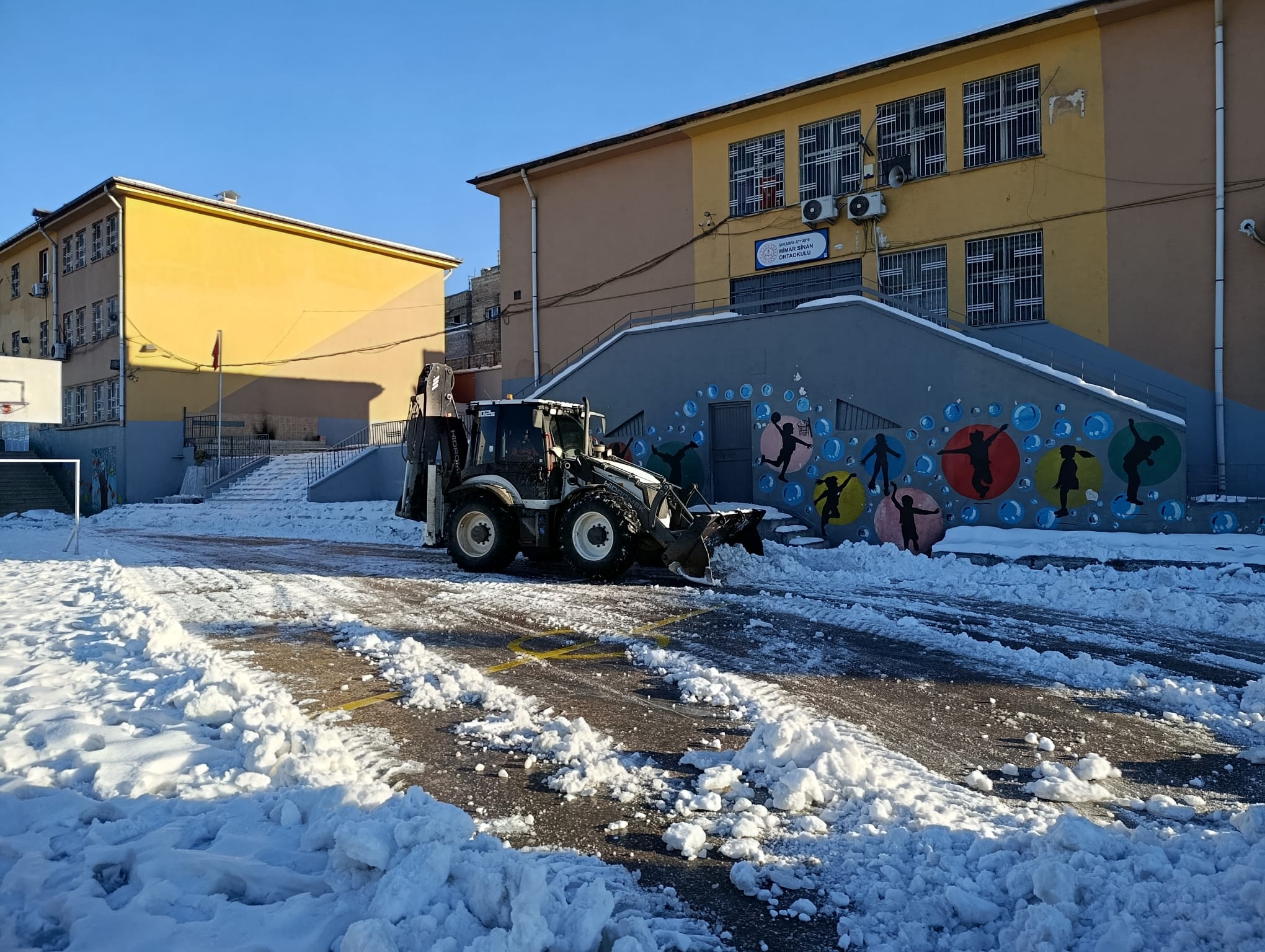 Eyyübiye'de okullar ve sokaklar eğitime hazır