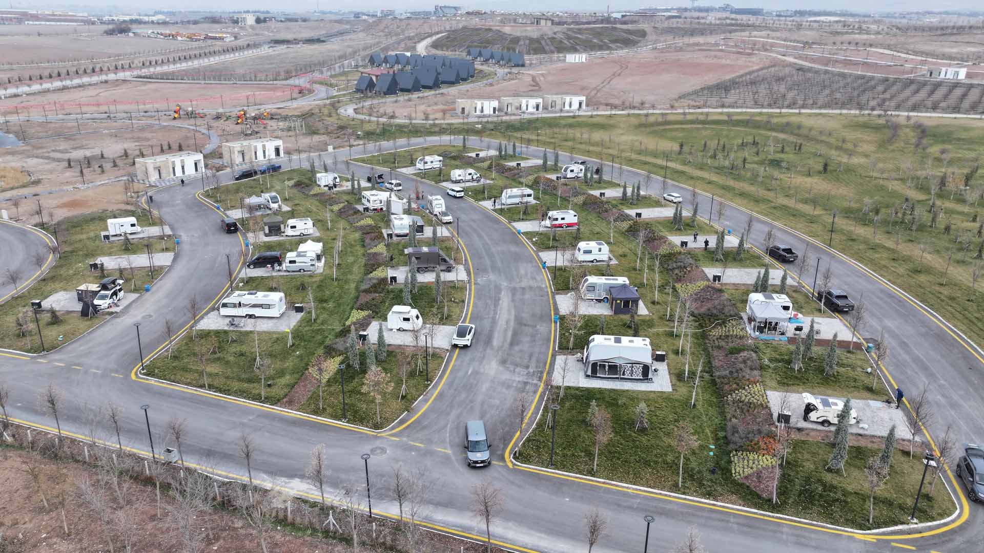 ABB’den kamp tutkunlarına yeni bir alan daha: Ata Çiftliği (BAKAP) karavan ve çadır kamp alanı