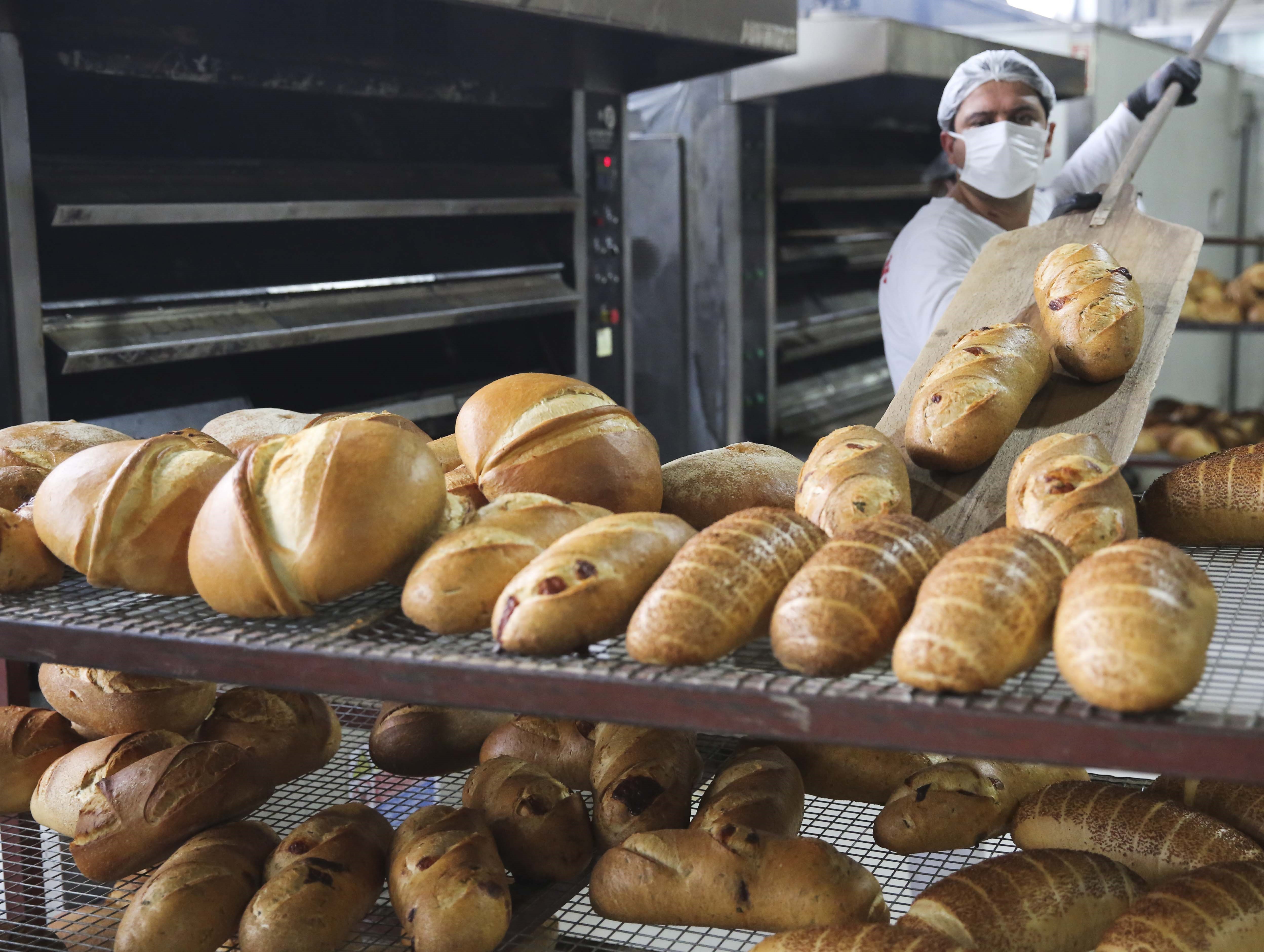 Halk ekmek 5 yeni ekşi mayalı ekmek daha üretti