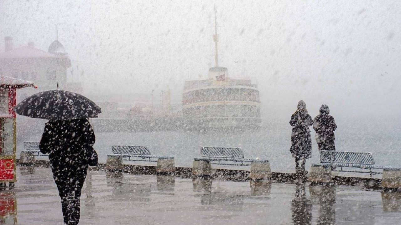 AKOM uyardı: Marmara’ya soğuk hava geliyor, sıcaklıklar kar seviyelerine düşecek