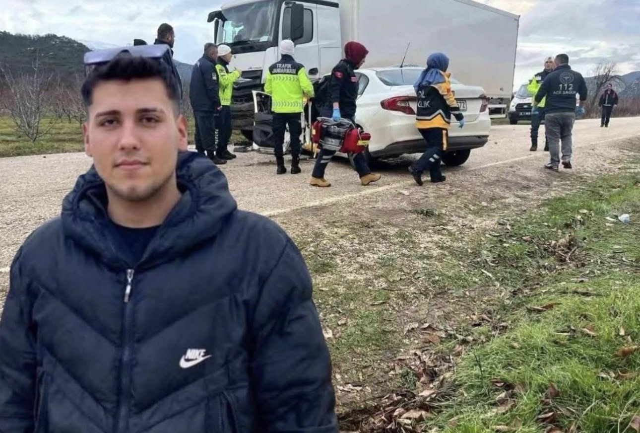 Eğirdir’de feci kaza: 2 genç hayatını kaybetti