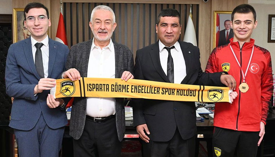 Başdeğirmen: Başarılarınızla gururluyuz