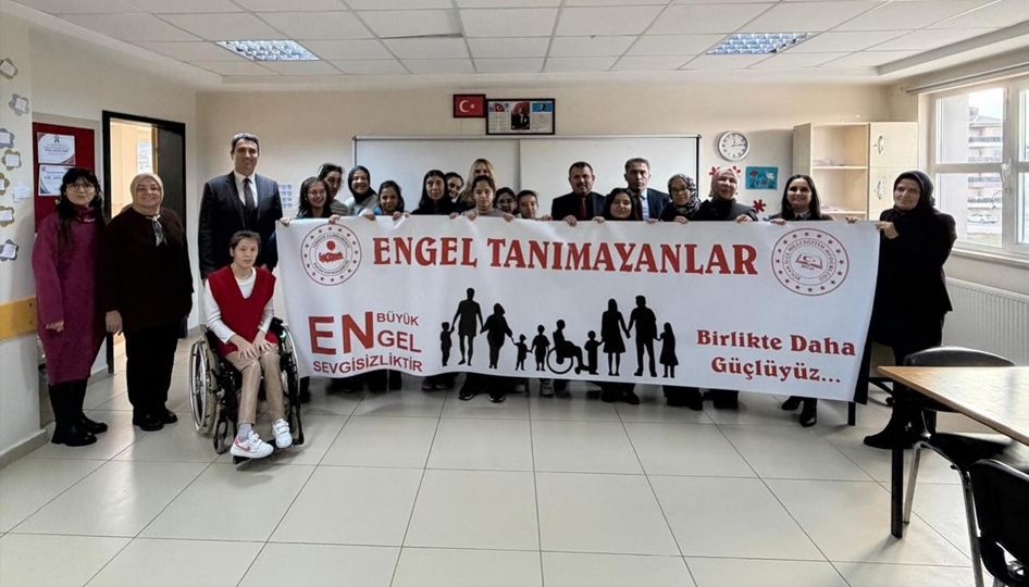 Bucak’ta “engel tanımayanlar” projesine destek