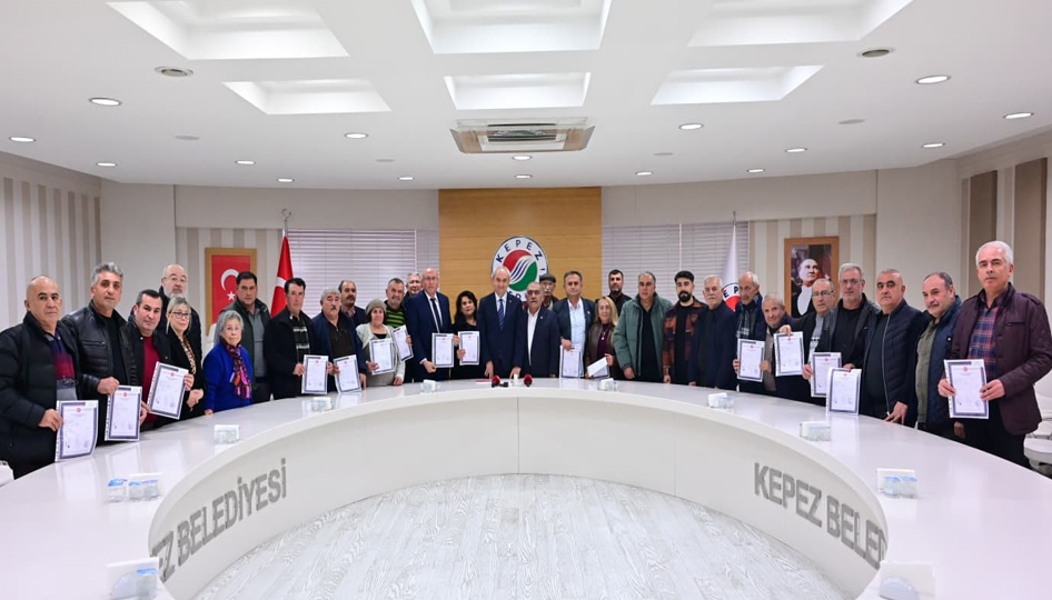 Başkan Kocagöz sözünü tuttu; Kepez’de 20 yıllık imar çıkmazı aşıldı