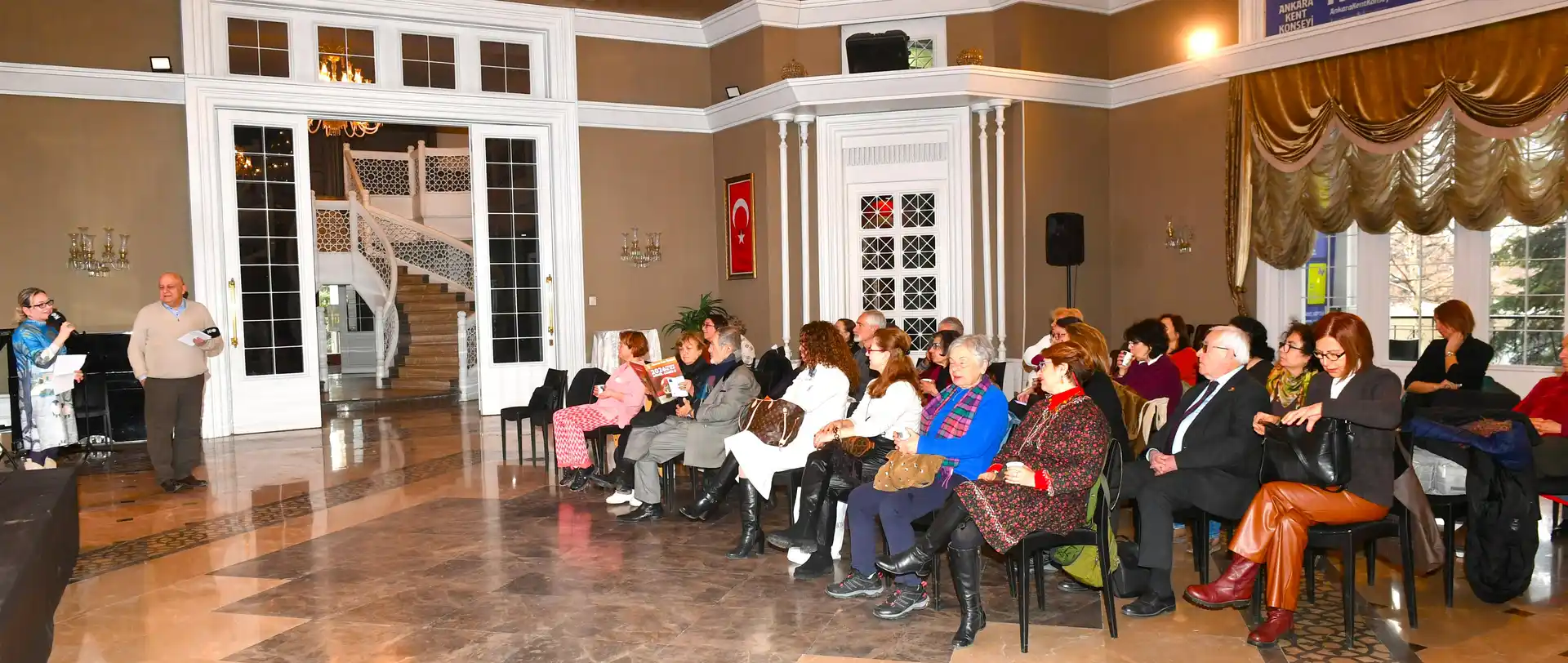 AKK'de "Kitaplık Söyleyişileri" devam ediyor: Şimdi de "Küçük Prens" eseri başkentlilerle buluştu