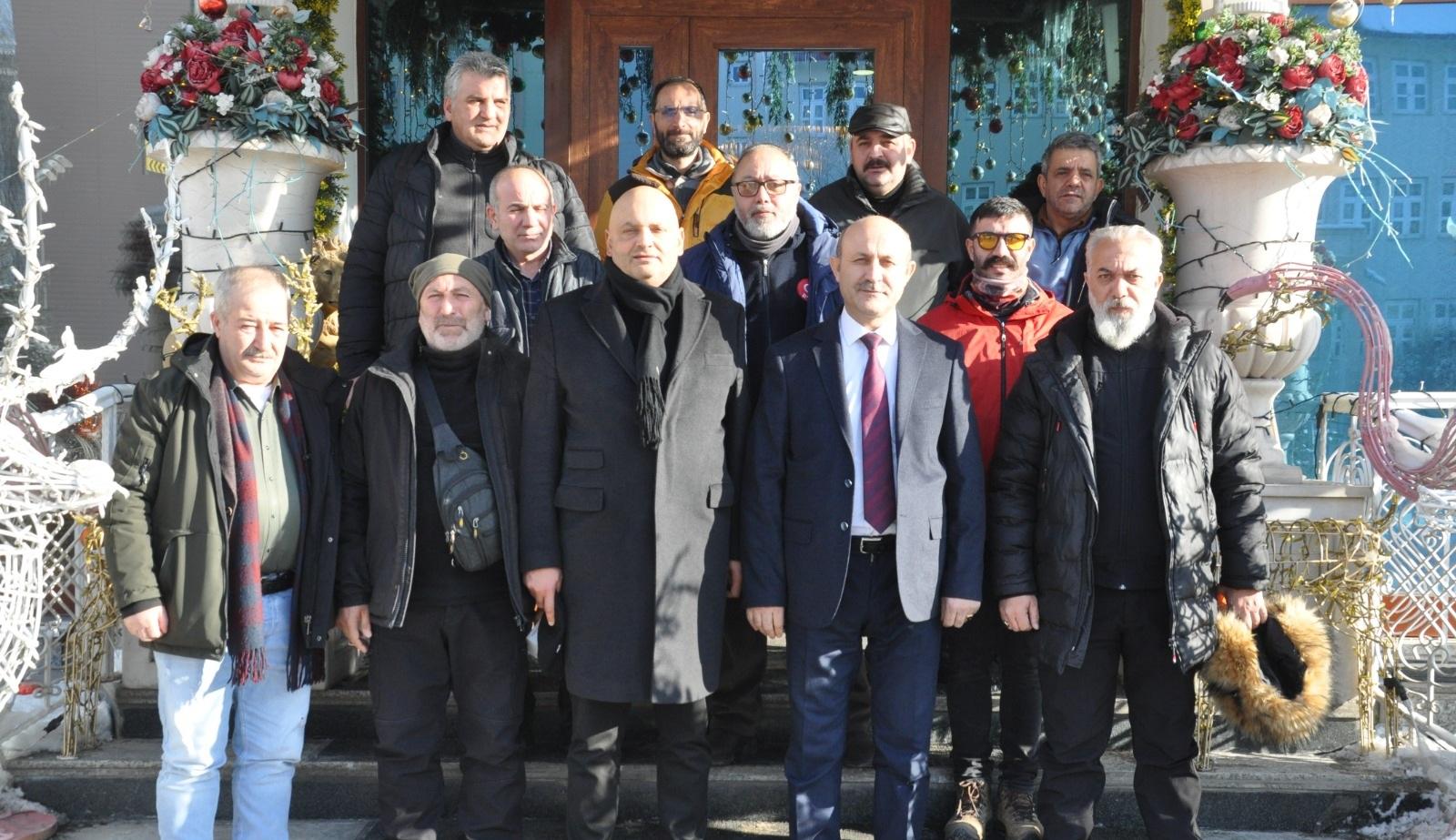 Kars Şoförler ve Otomobilciler Odası’ndan gazetecilerle anlamlı buluşma