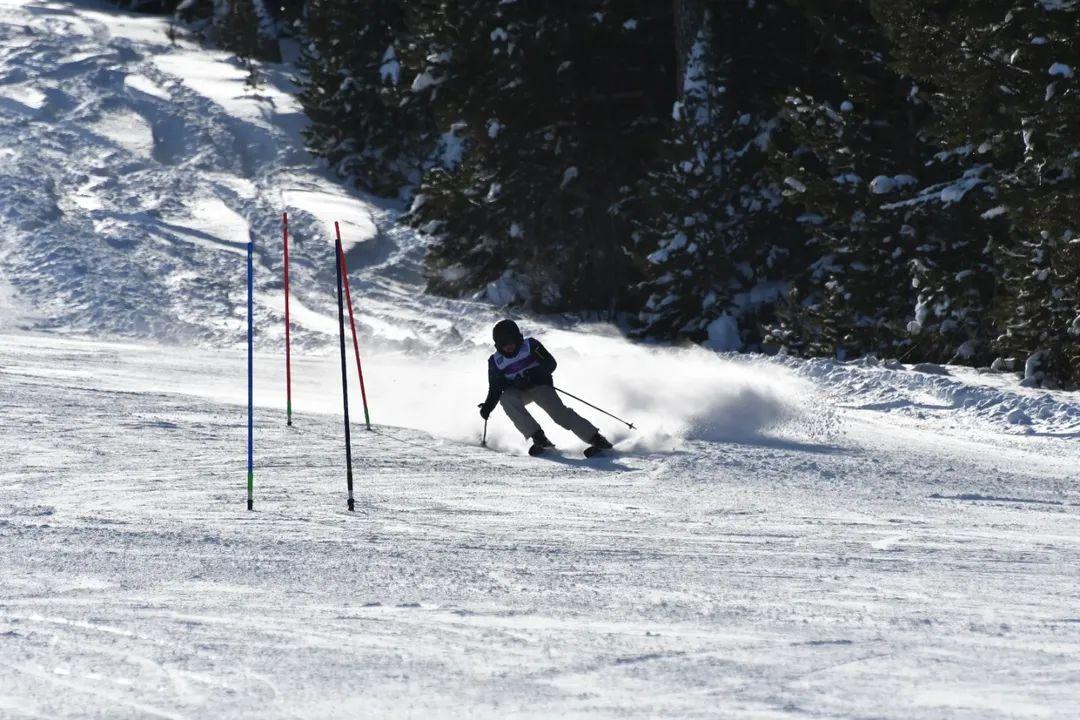Sarıkamış’ta Alp Disiplini ve Snowboard İl Birinciliği sona erdi