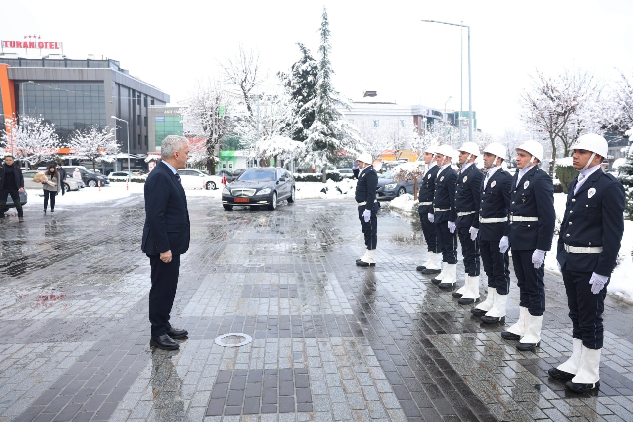 Düzce Valisi "Mehmet Makas" göreve başladı