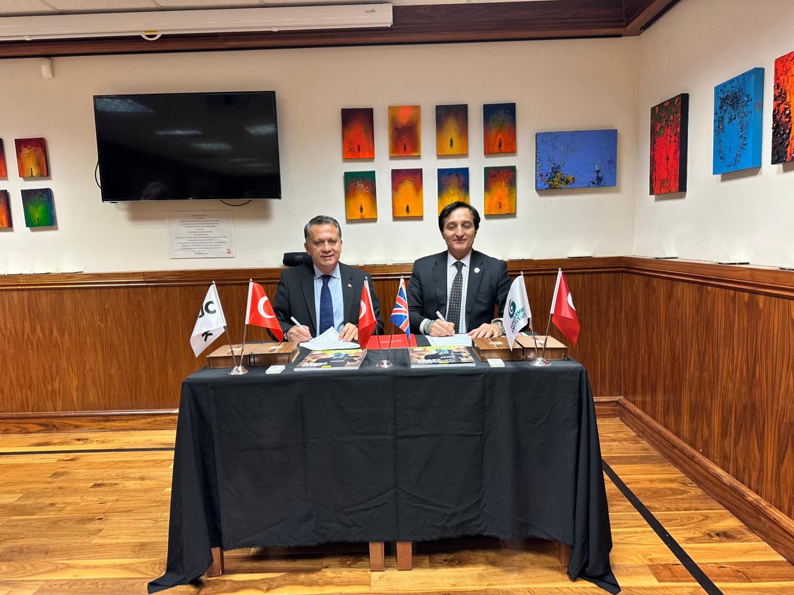 Küresel Gazeteciler Konseyi’nden Londra’da Uluslararası Medya Diplomasisi turu