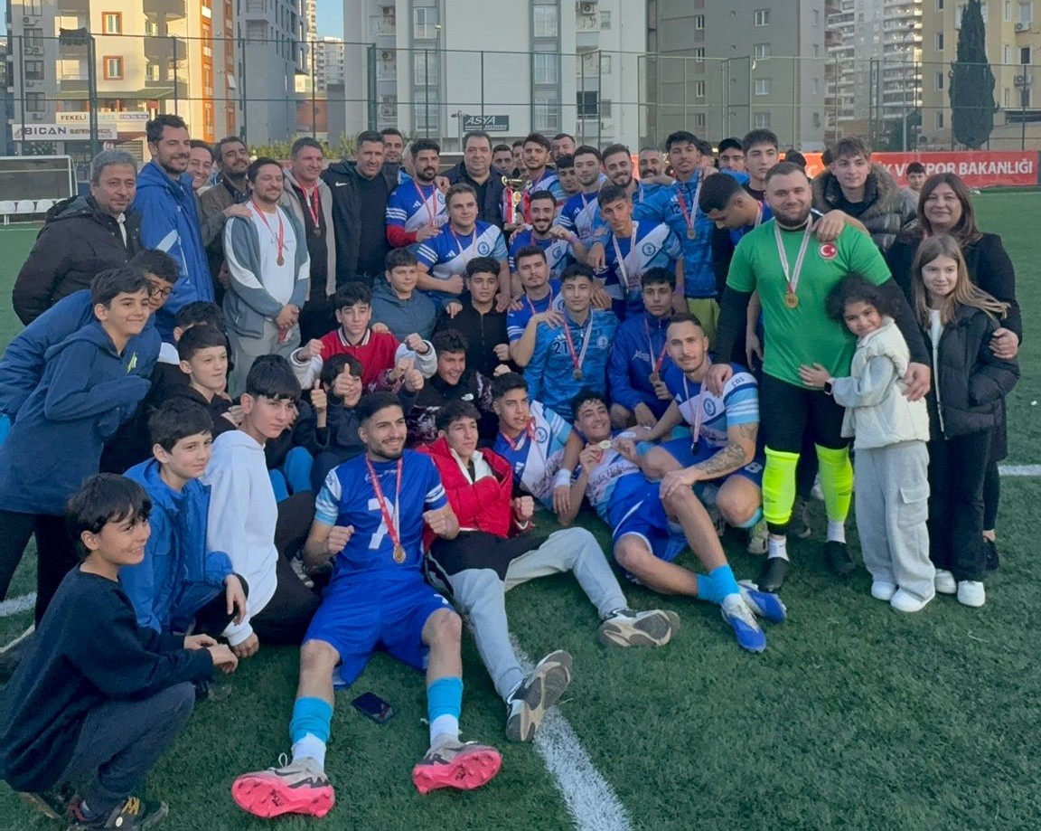 Çukurova Demirspor’dan tarihi başarı: Süper Amatör Lig’e yükseldi