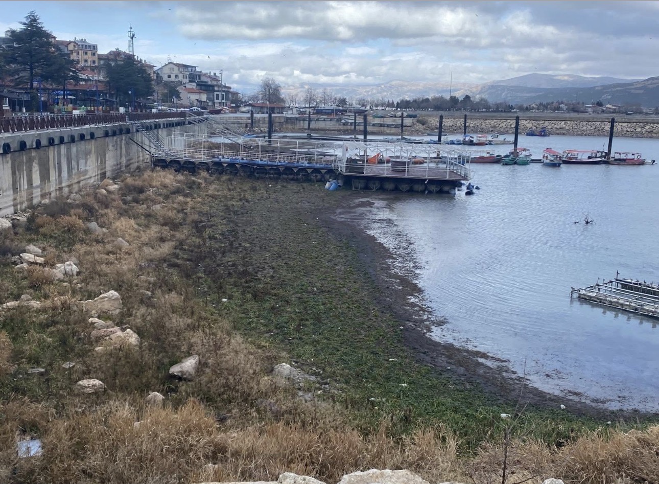Eğirdir gölü 10 santimetre yükseldi