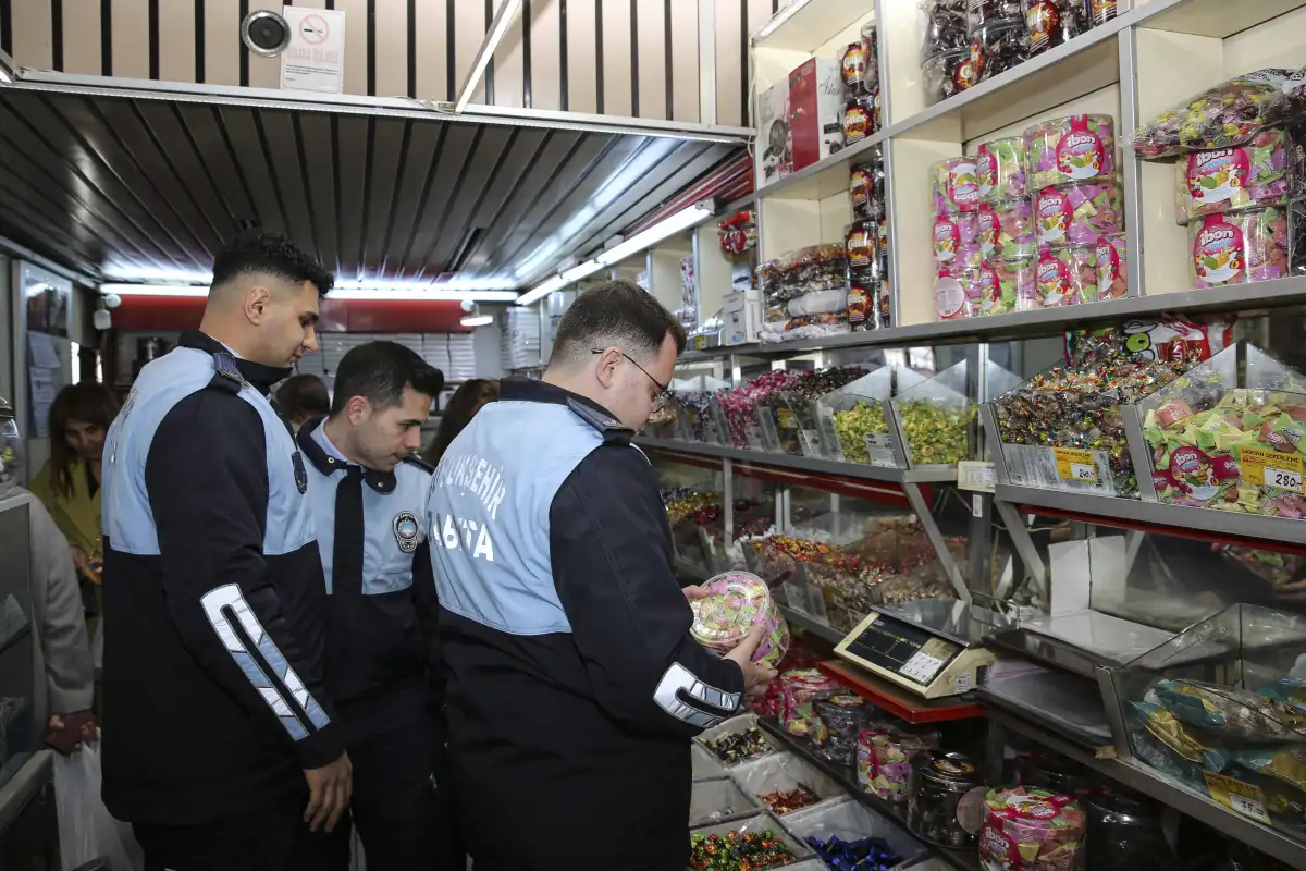 Ankara Zabıtası sağlıklı ve güvenilir gıda için sahada