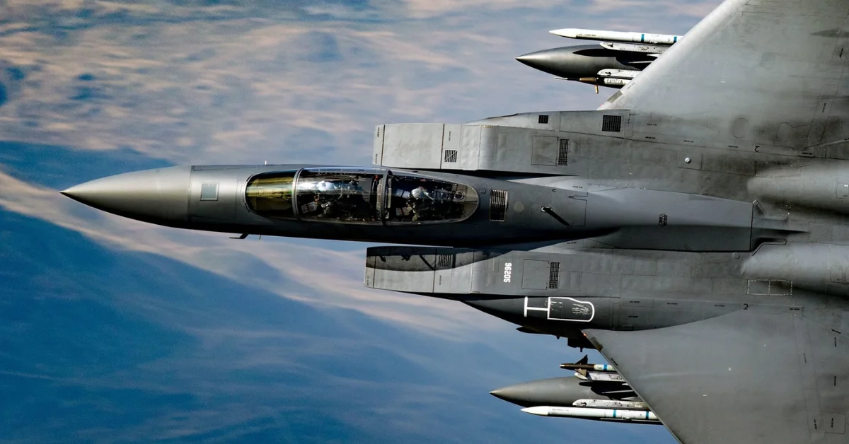 Kuveyt’te ABD uçakları düştü: Mürettebat sağ kurtuldu