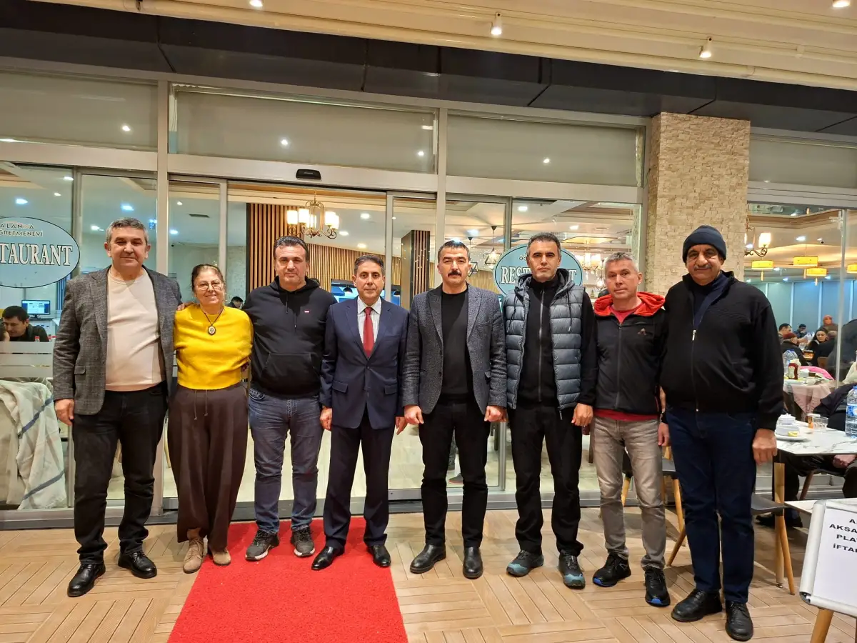 Alanya Aksaraylılar Platformu’ndan Geleneksel İftar Yemeği
